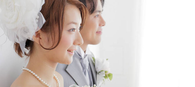 オープニングムービーの挨拶文と二人の紹介